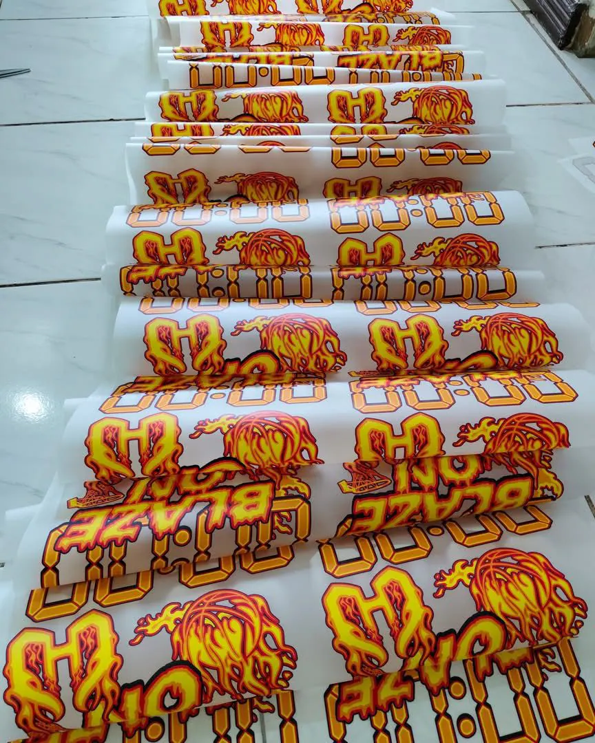 Sell merch without large stock