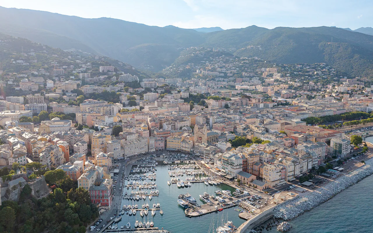 Vista de la ciudad de Bastia