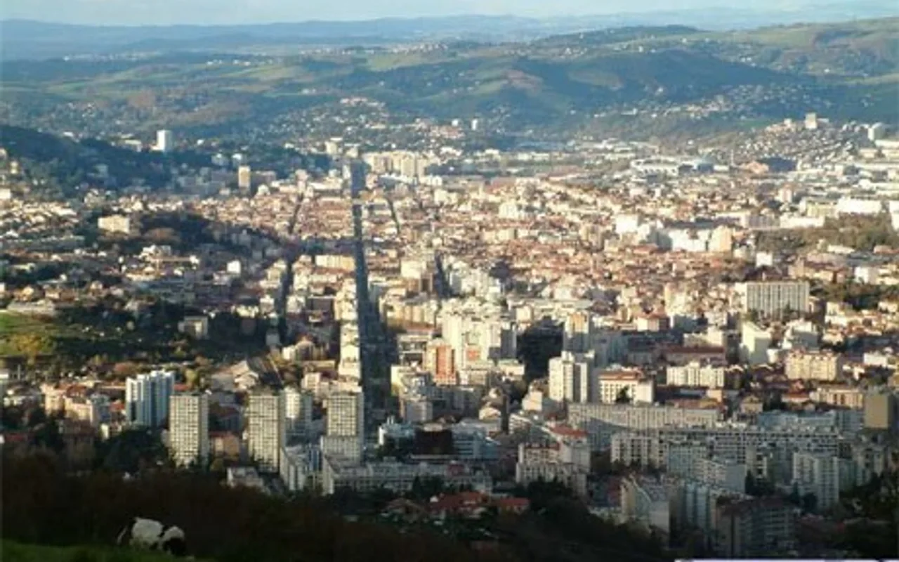 Vista da cidade de Saint-Etienne
