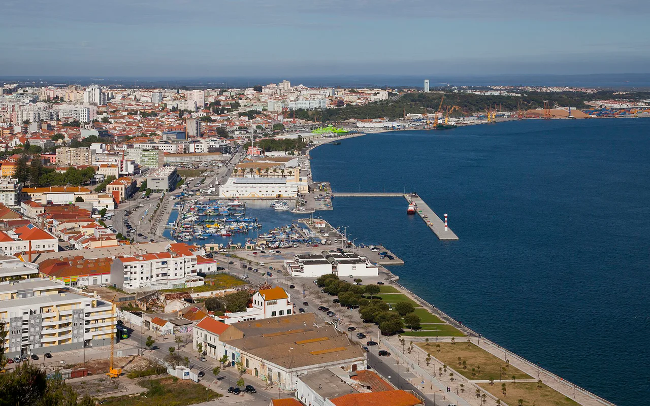 Widok na miasto Setúbal