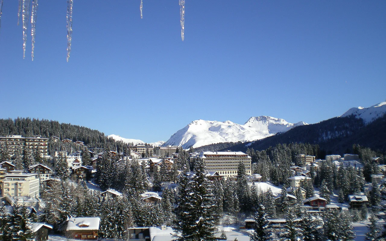 City view of Arosa