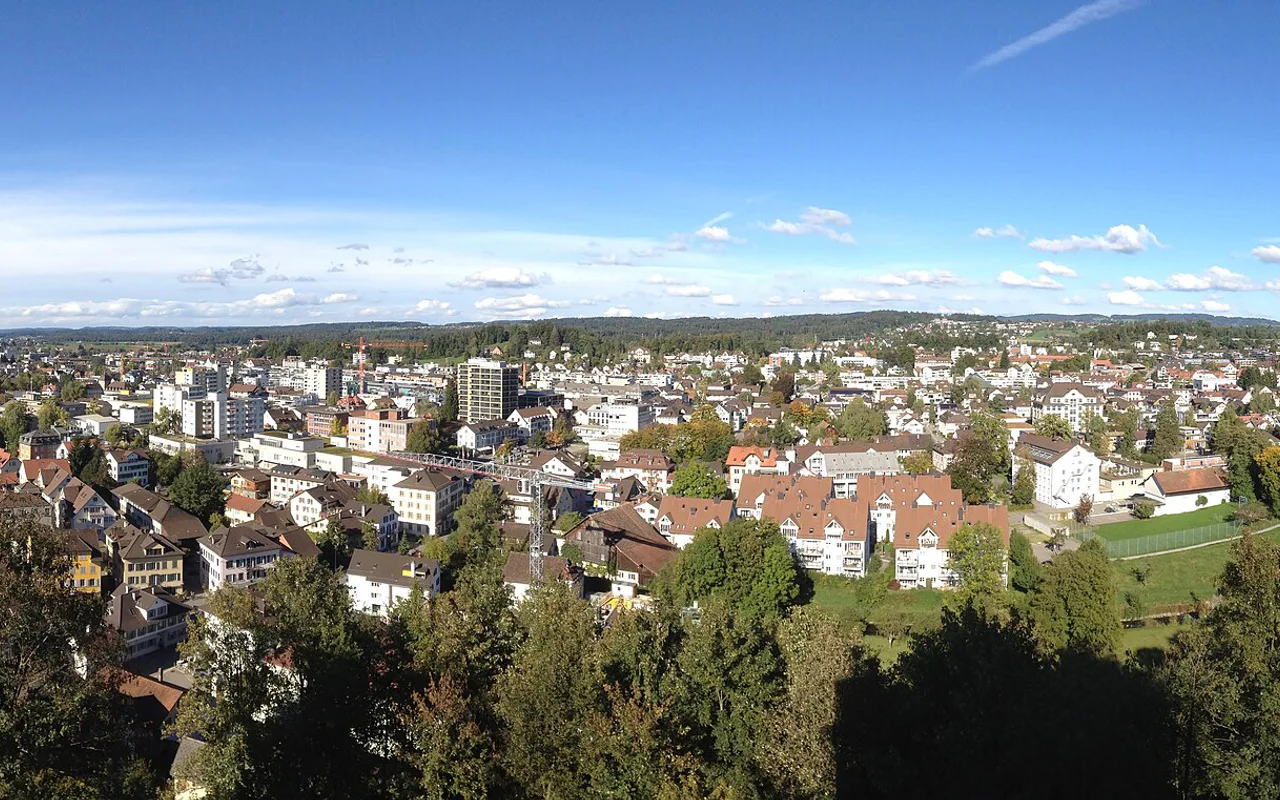 City view of Uster
